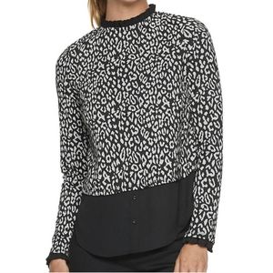 Elle long sleeve white and black leopard top size medium